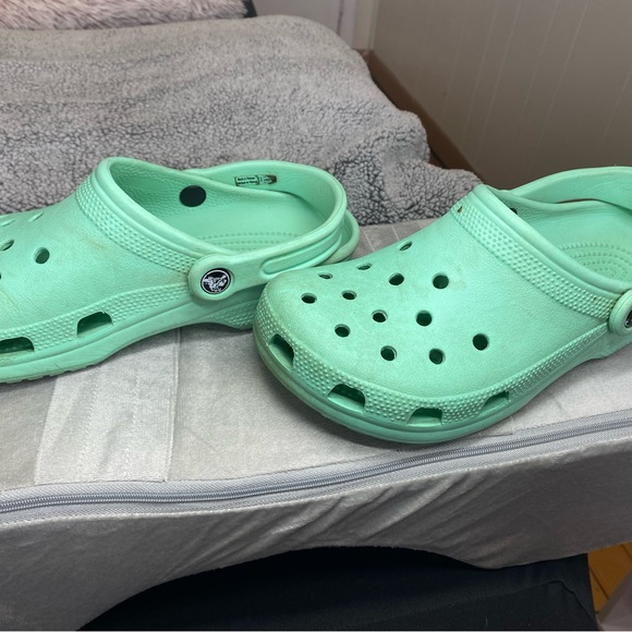 Crocs - Picture 4 of 4